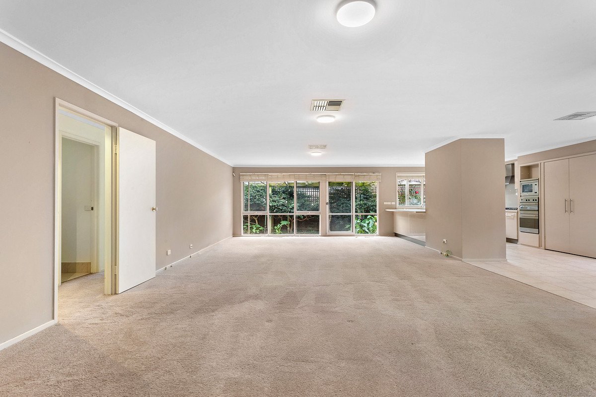 637 Highbury Road, Burwood East image 4