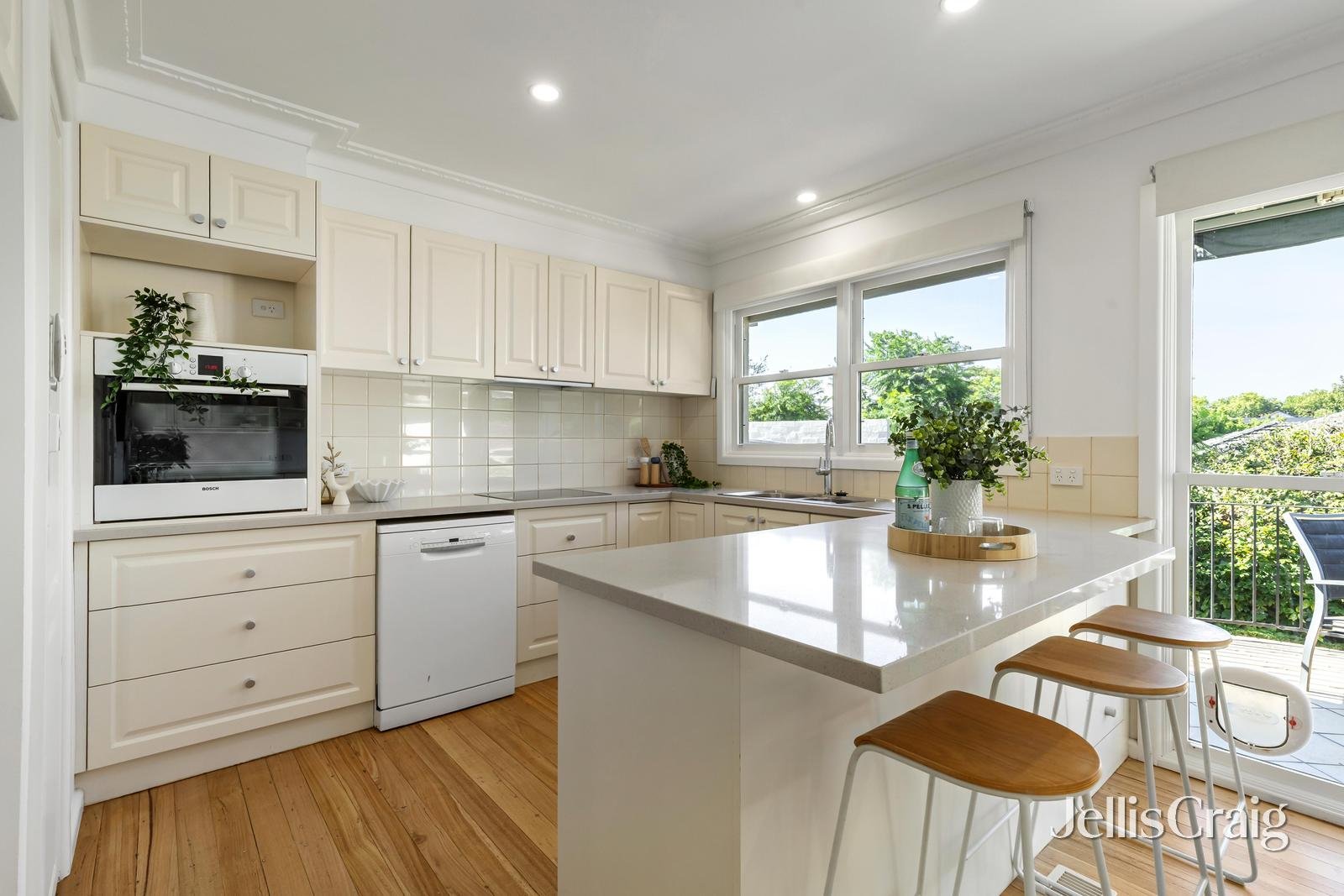 6/37 Parkhill Road, Kew image 3