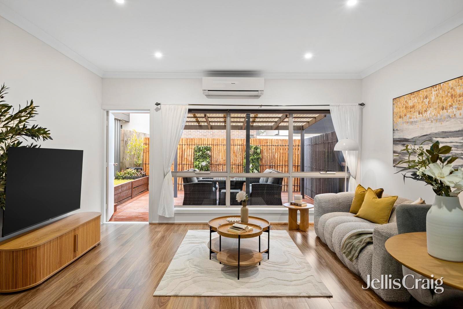 6/37 Wooddale Grove, Donvale image 3