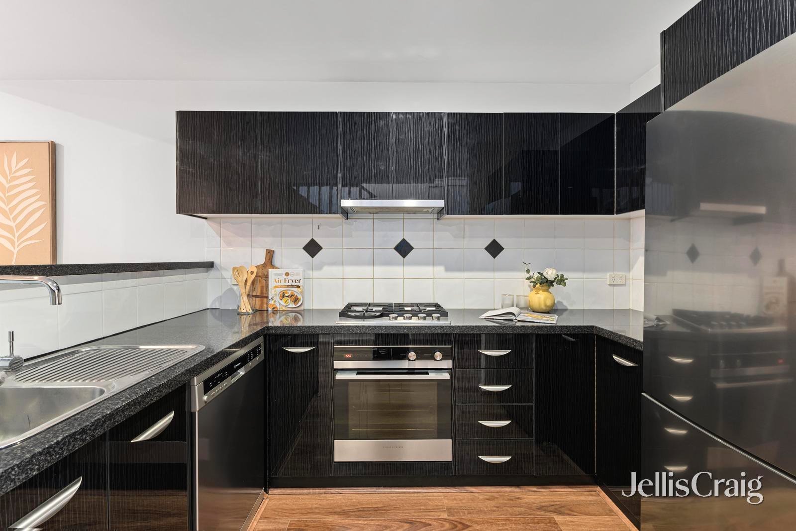 6/37 Wooddale Grove, Donvale image 4