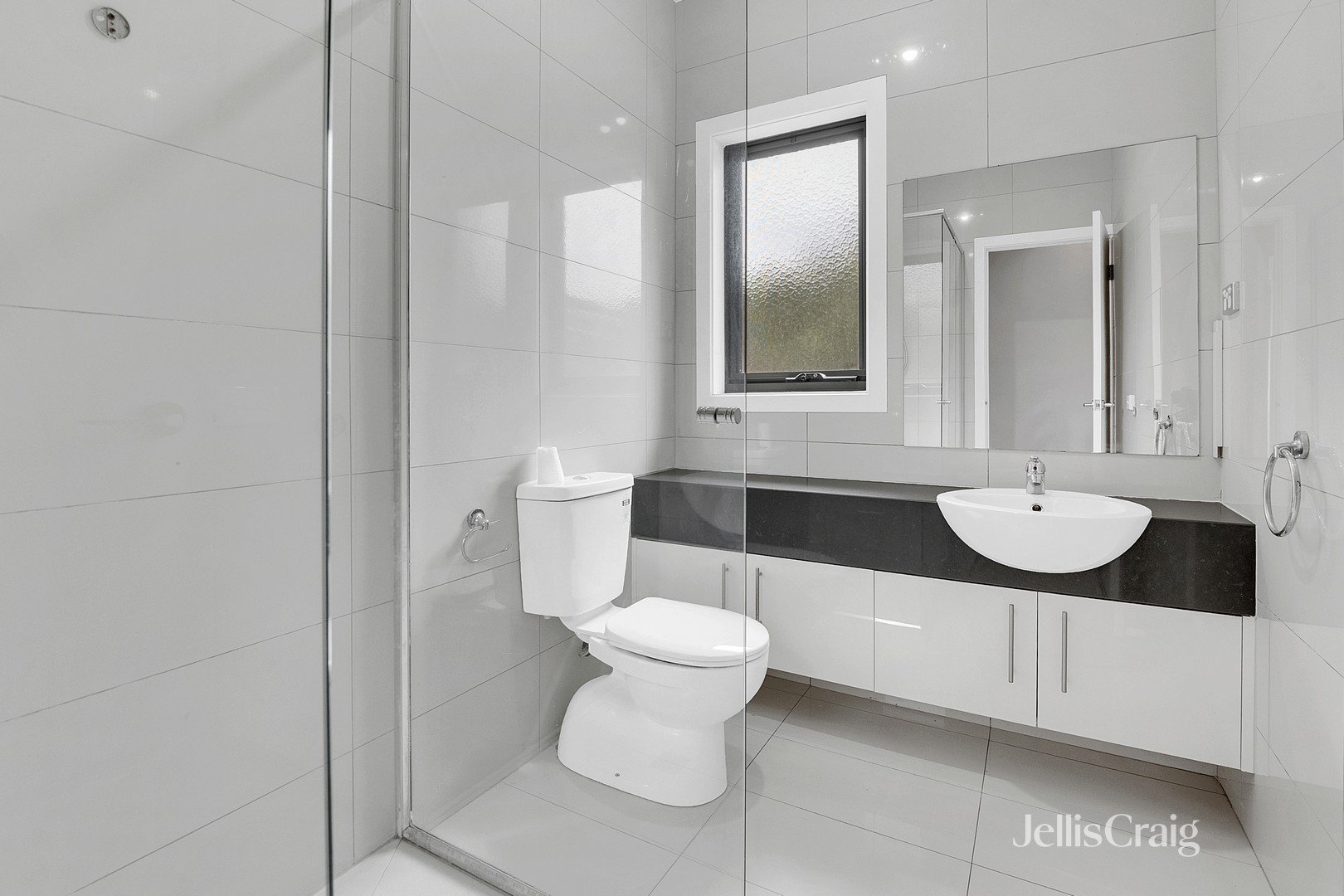 6/37 Wren Street, Altona image 8