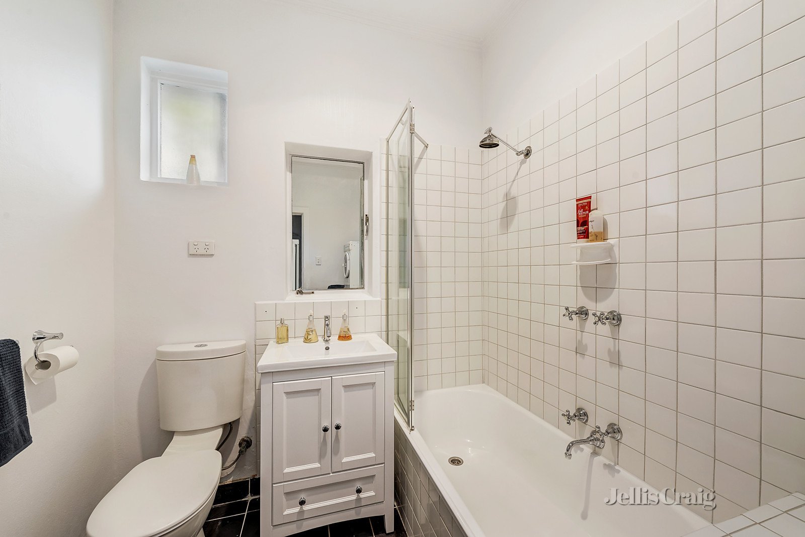 6/373 Wattletree Road, Malvern East image 5