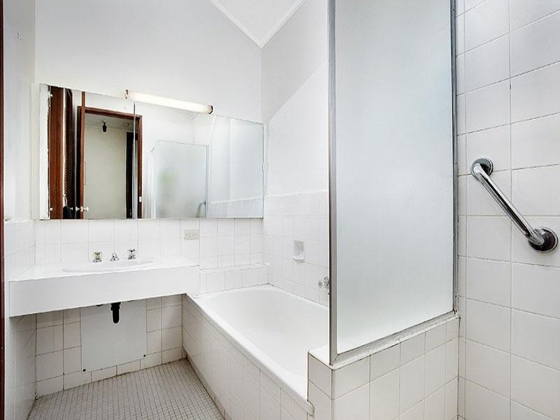 6/374 Auburn Road, Hawthorn image 5