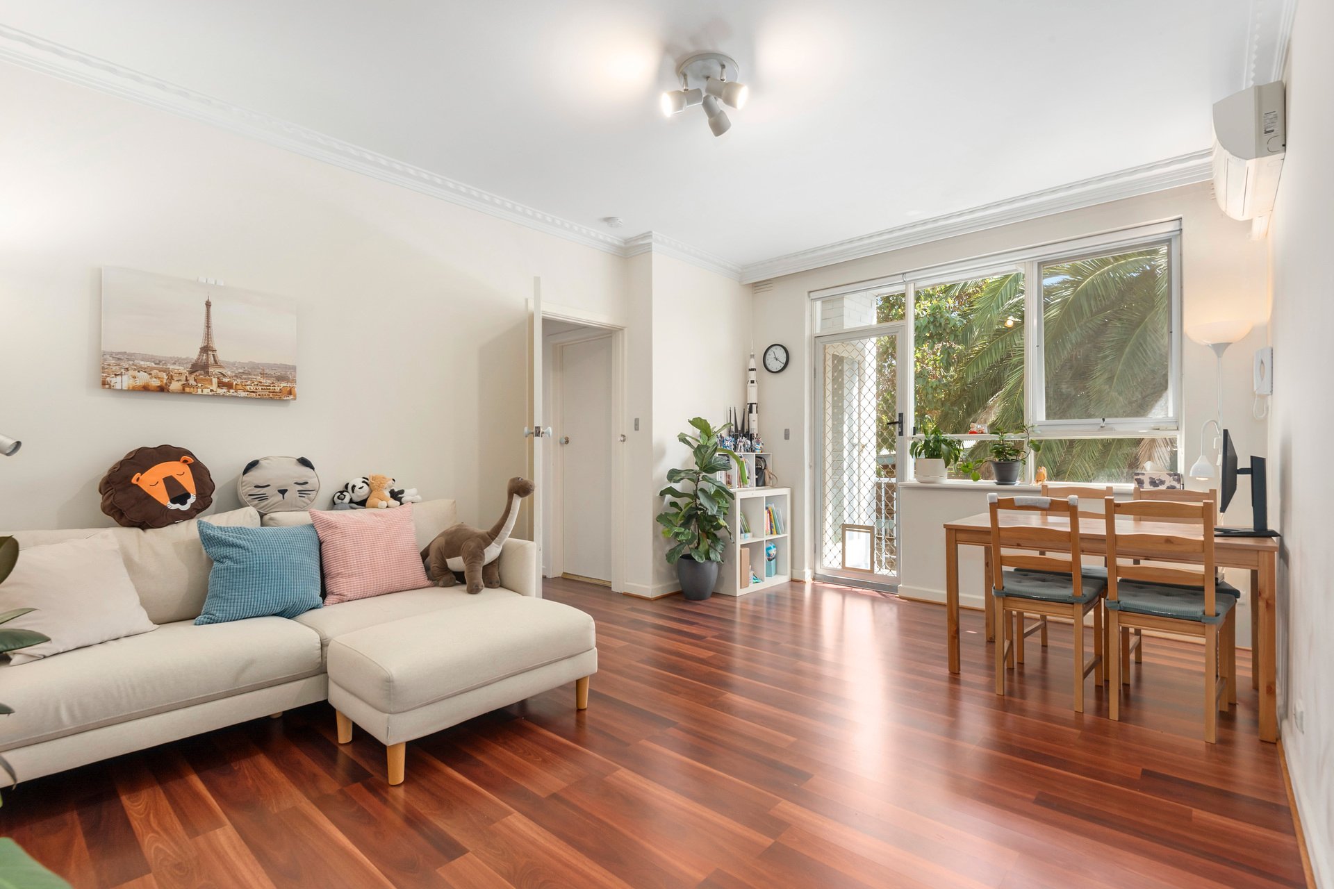 Property Gallery - Main Image