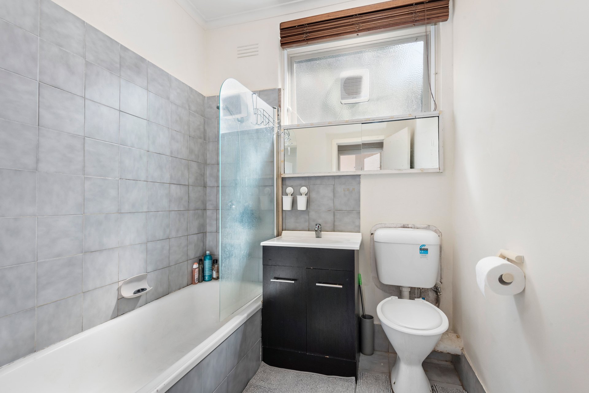 Property Gallery Thumbnail 9