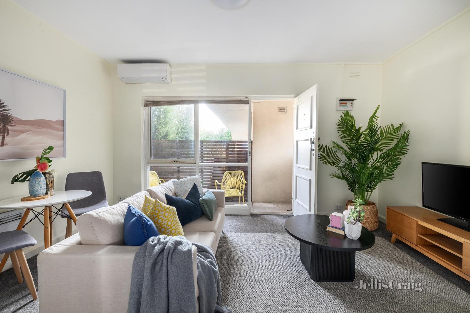 6/38 Edgar Street, Glen Iris image 1