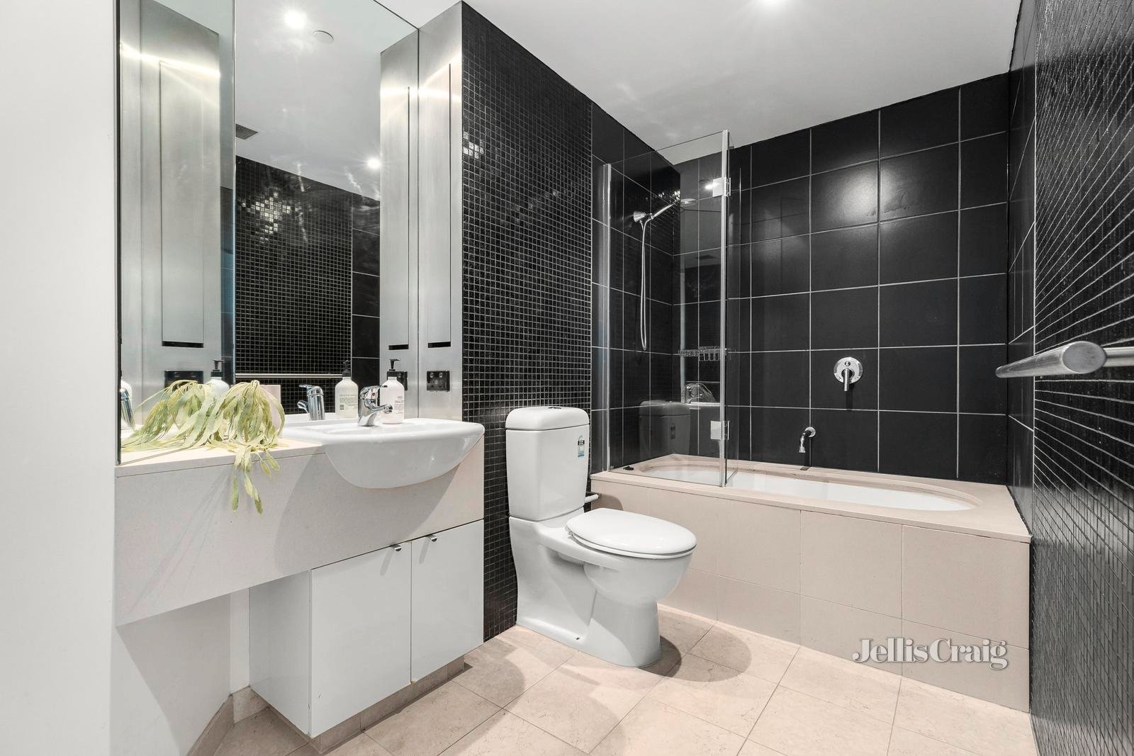 63/85 Rouse Street, Port Melbourne image 5