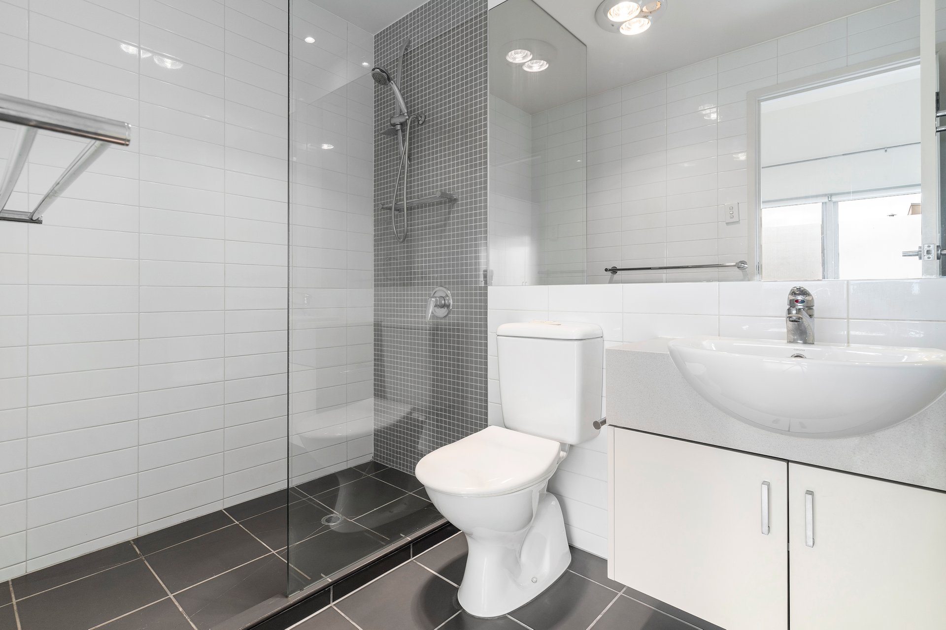 Property Gallery Thumbnail 10