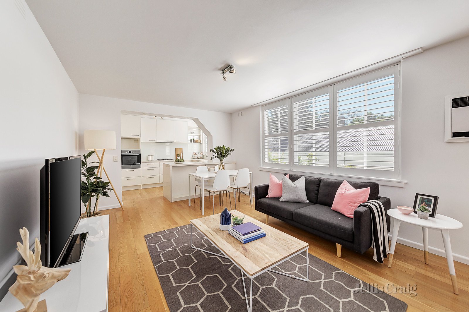 6/38a Kensington Road, South Yarra image 2