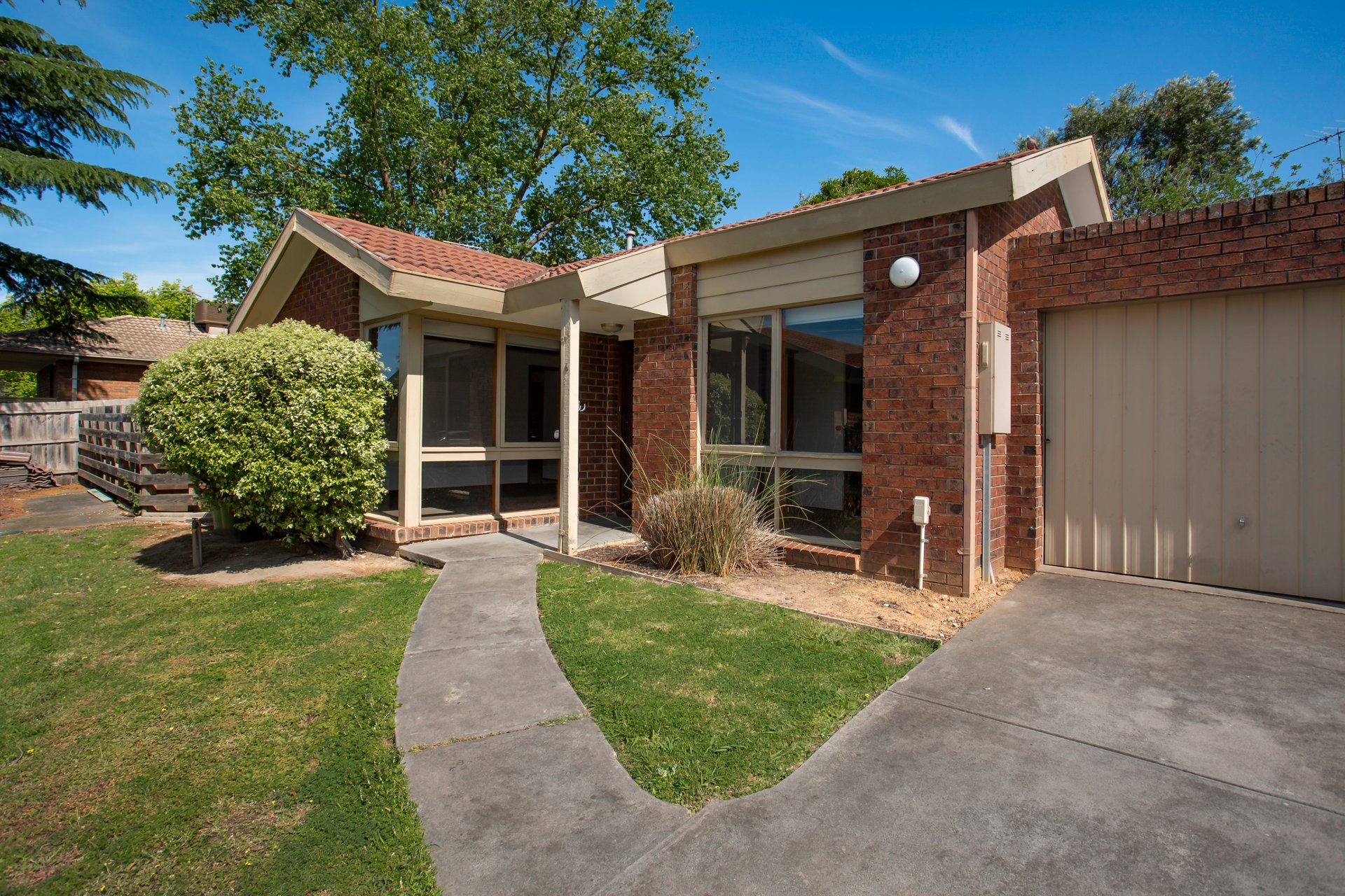 6/39 Alexandra Street, Greensborough image 1