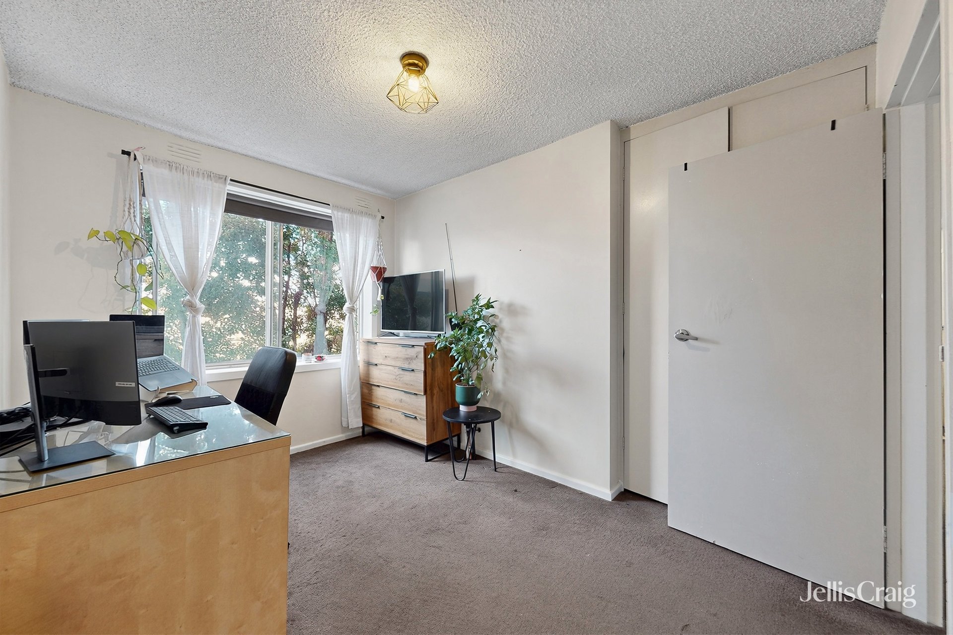 6/39 Dover Street, Flemington image 9