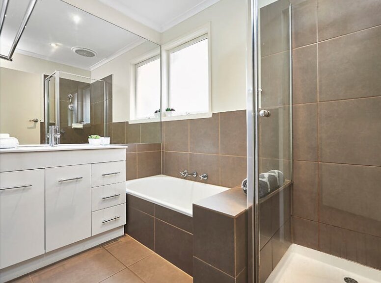 6/39 Flinders Street, Mentone image 6