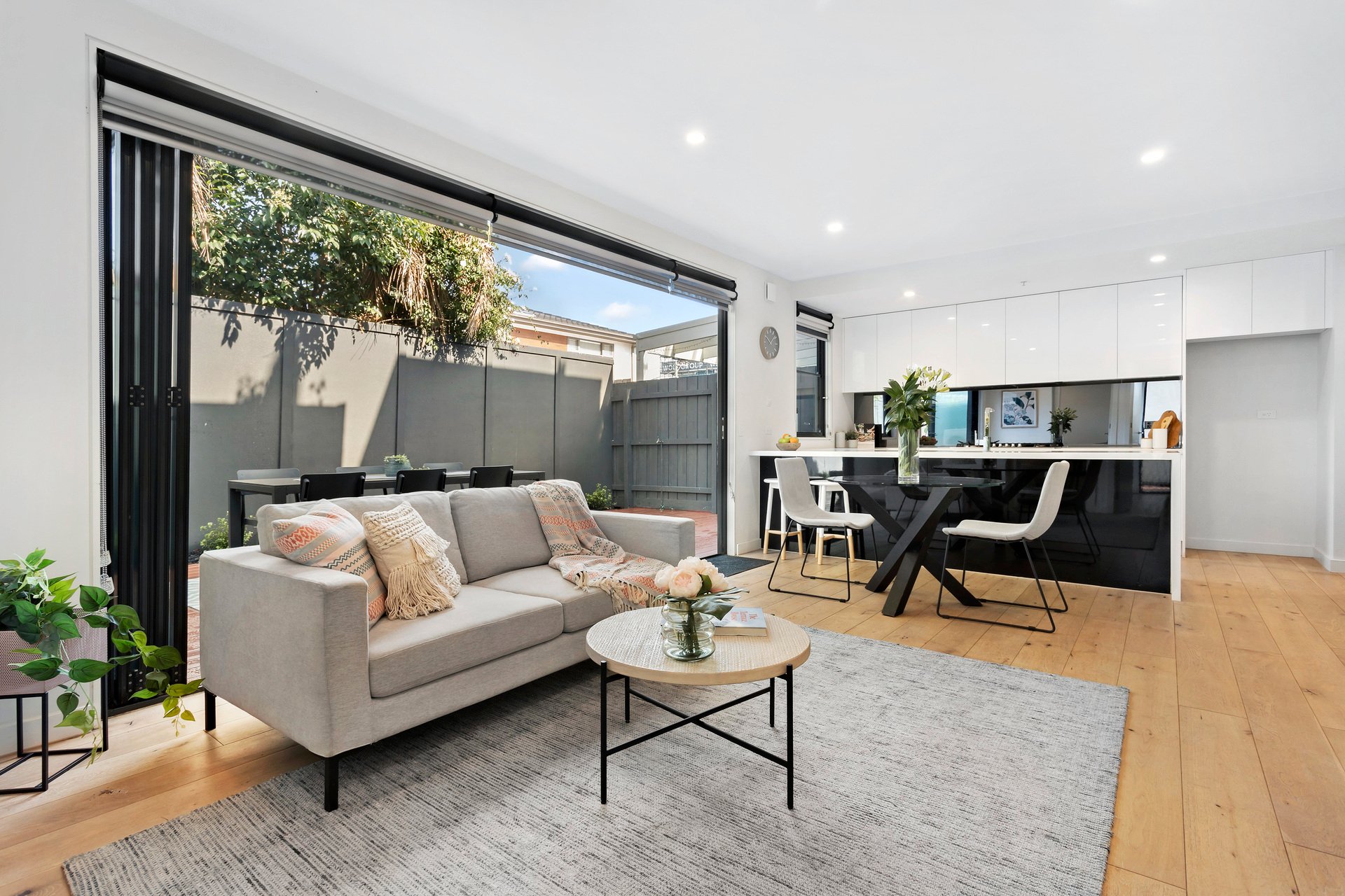 Property Gallery Thumbnail 4