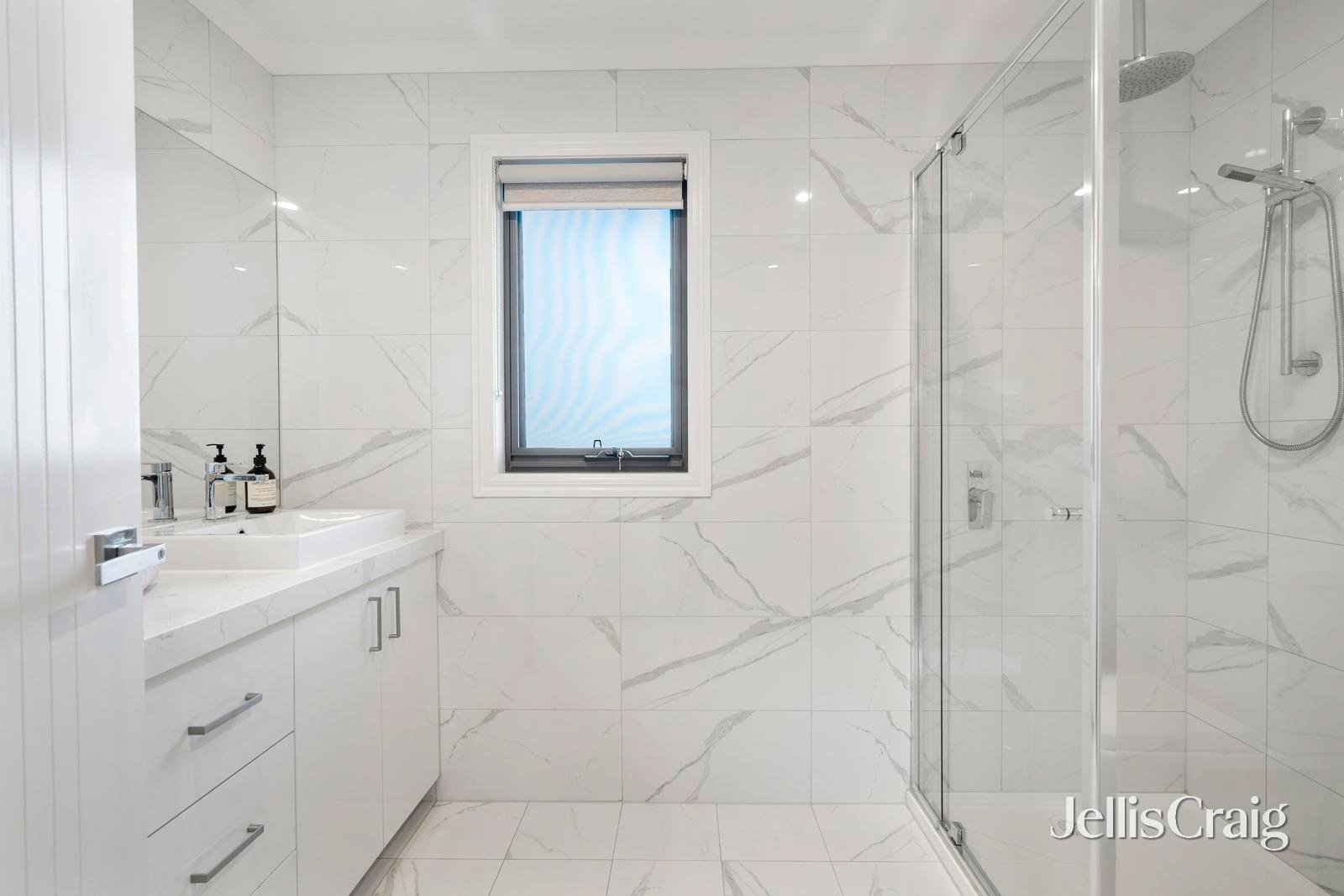 6/39 Wooddale Grove, Donvale image 8