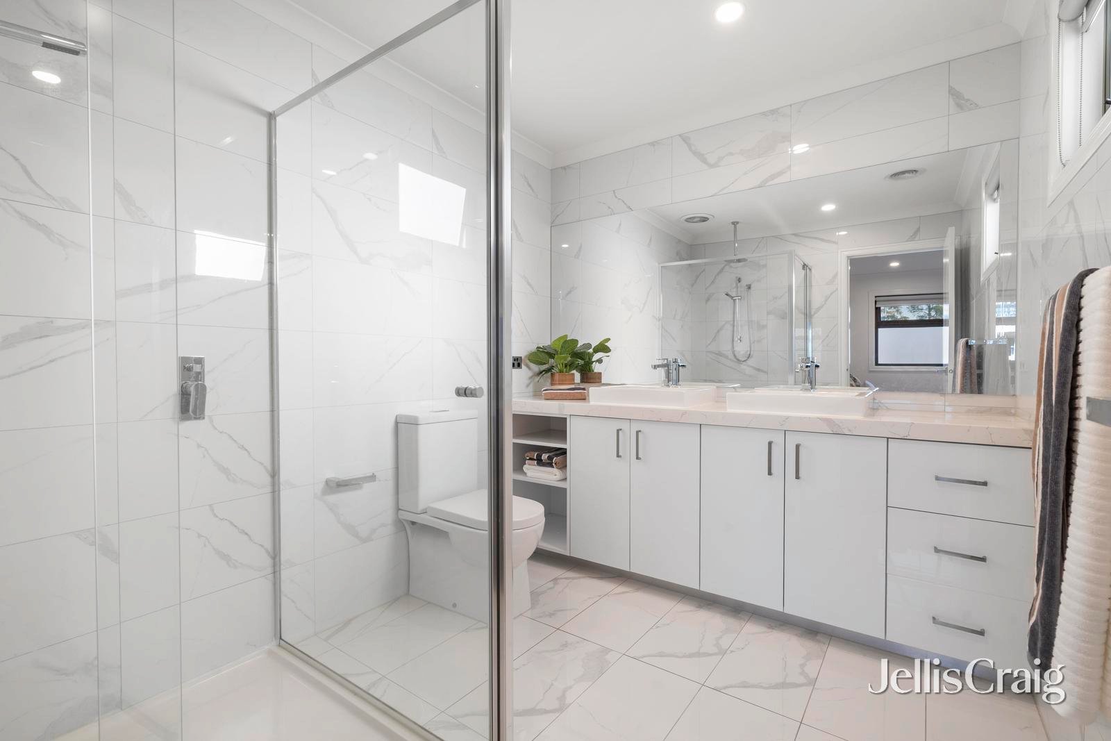 6/39 Wooddale Grove, Donvale image 11