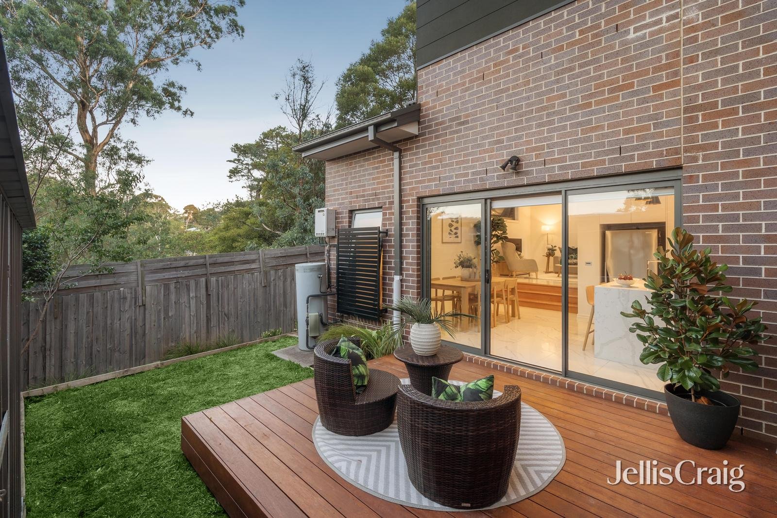 6/39 Wooddale Grove, Donvale image 12