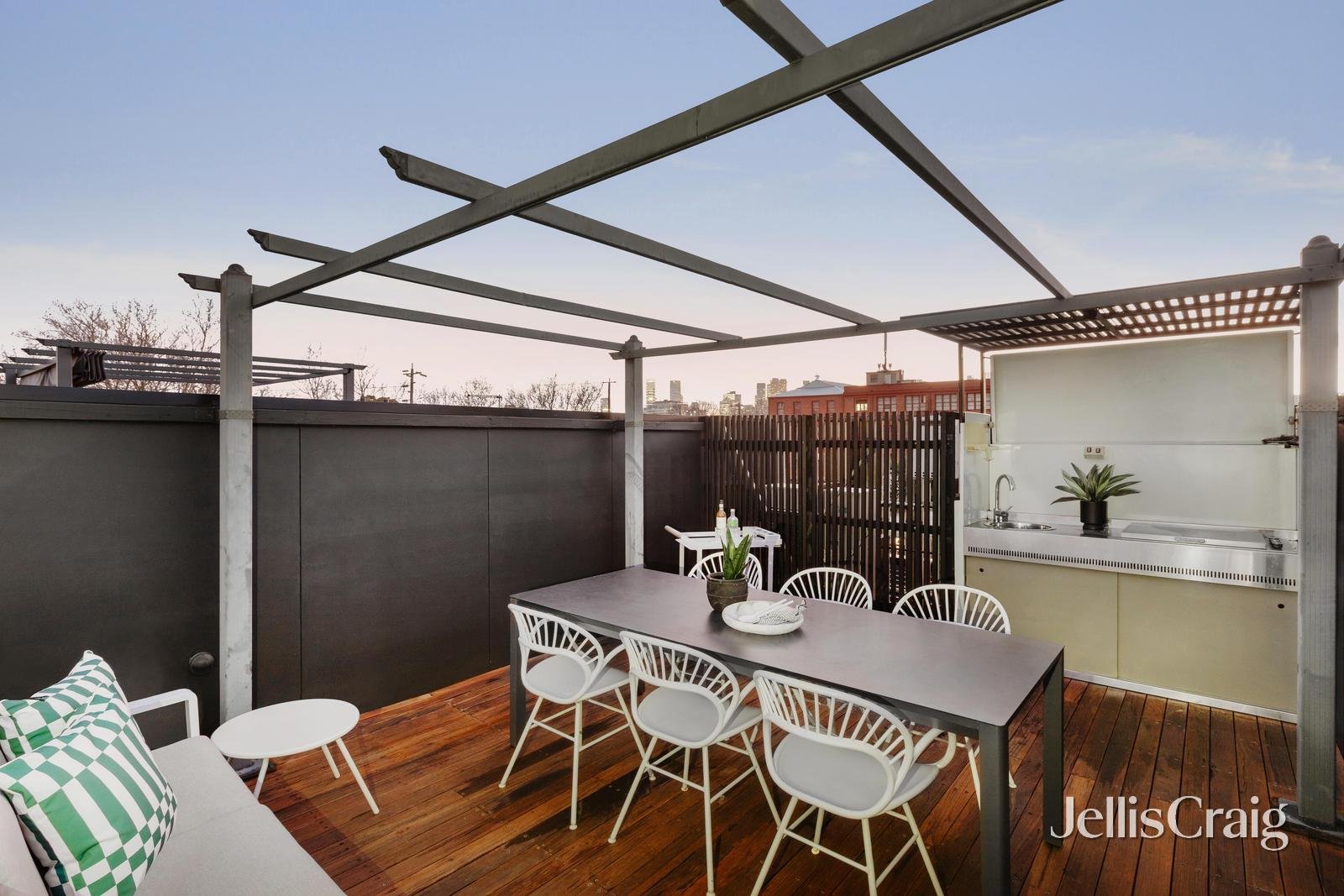 63A Park Street, Abbotsford image 2