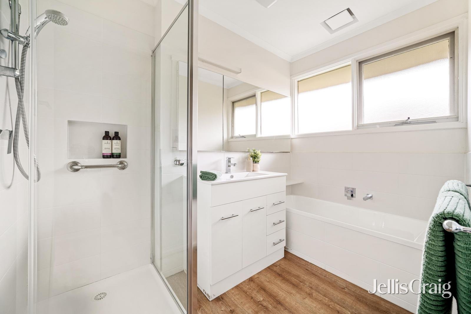 64 Albany Crescent, Aspendale image 9