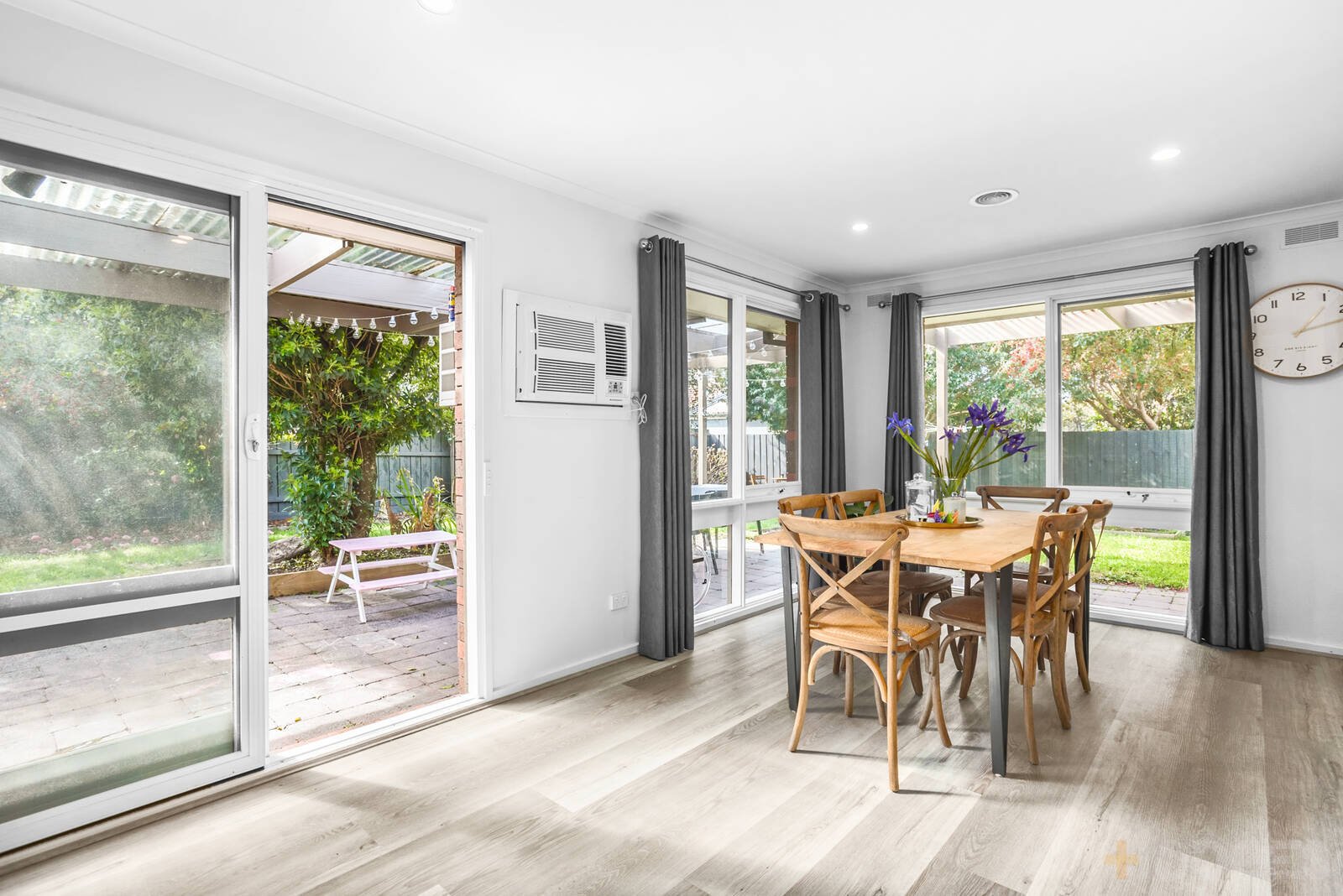 64 Albenca Street Mentone