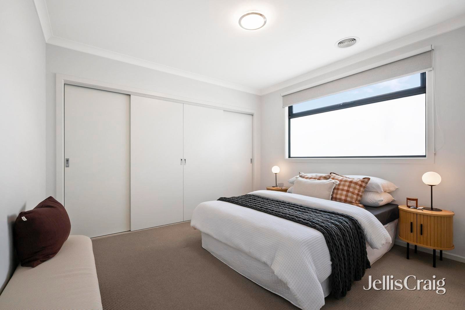 6/4 Arthur Place, Croydon image 8