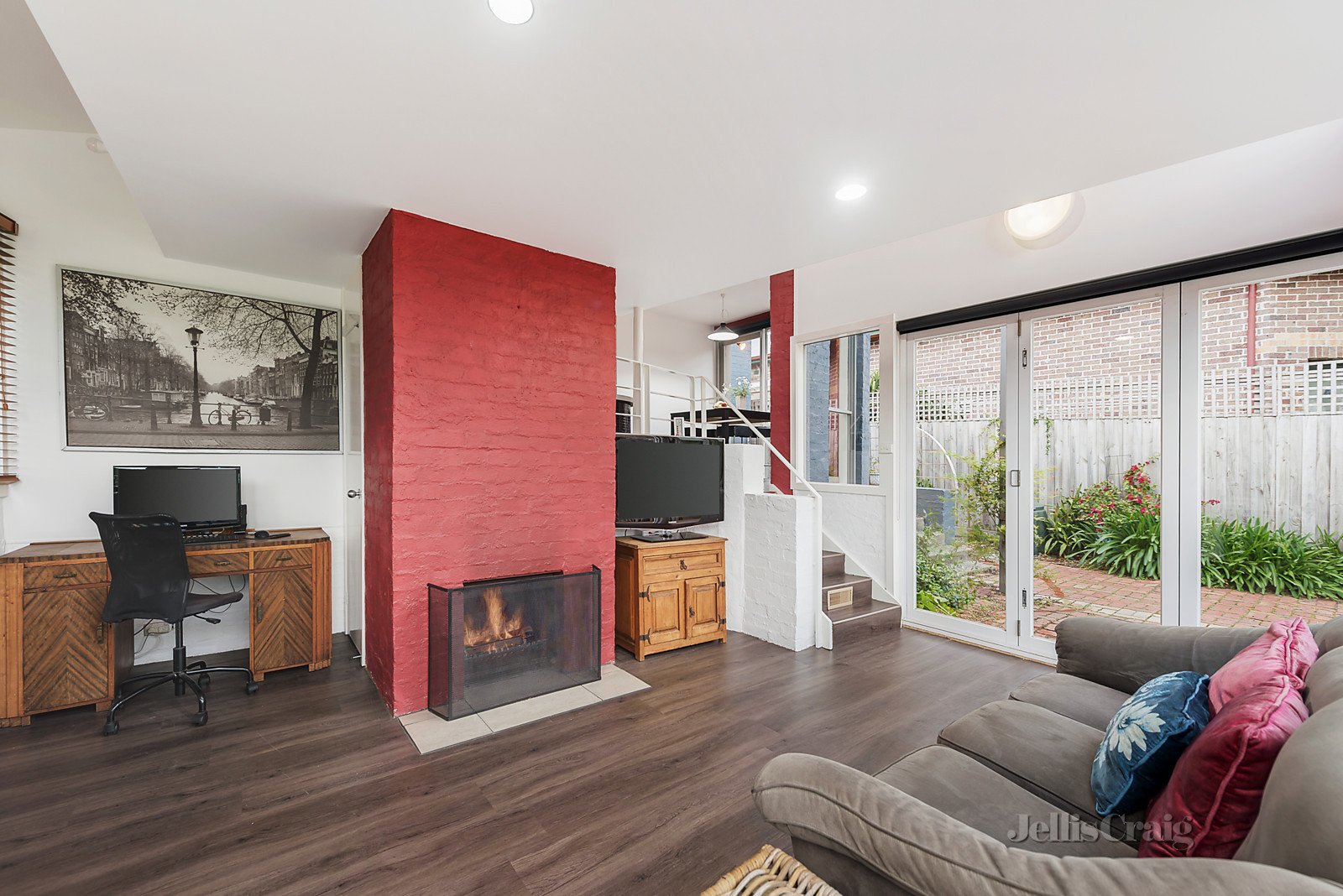 64 Barkers Road, Hawthorn image 8