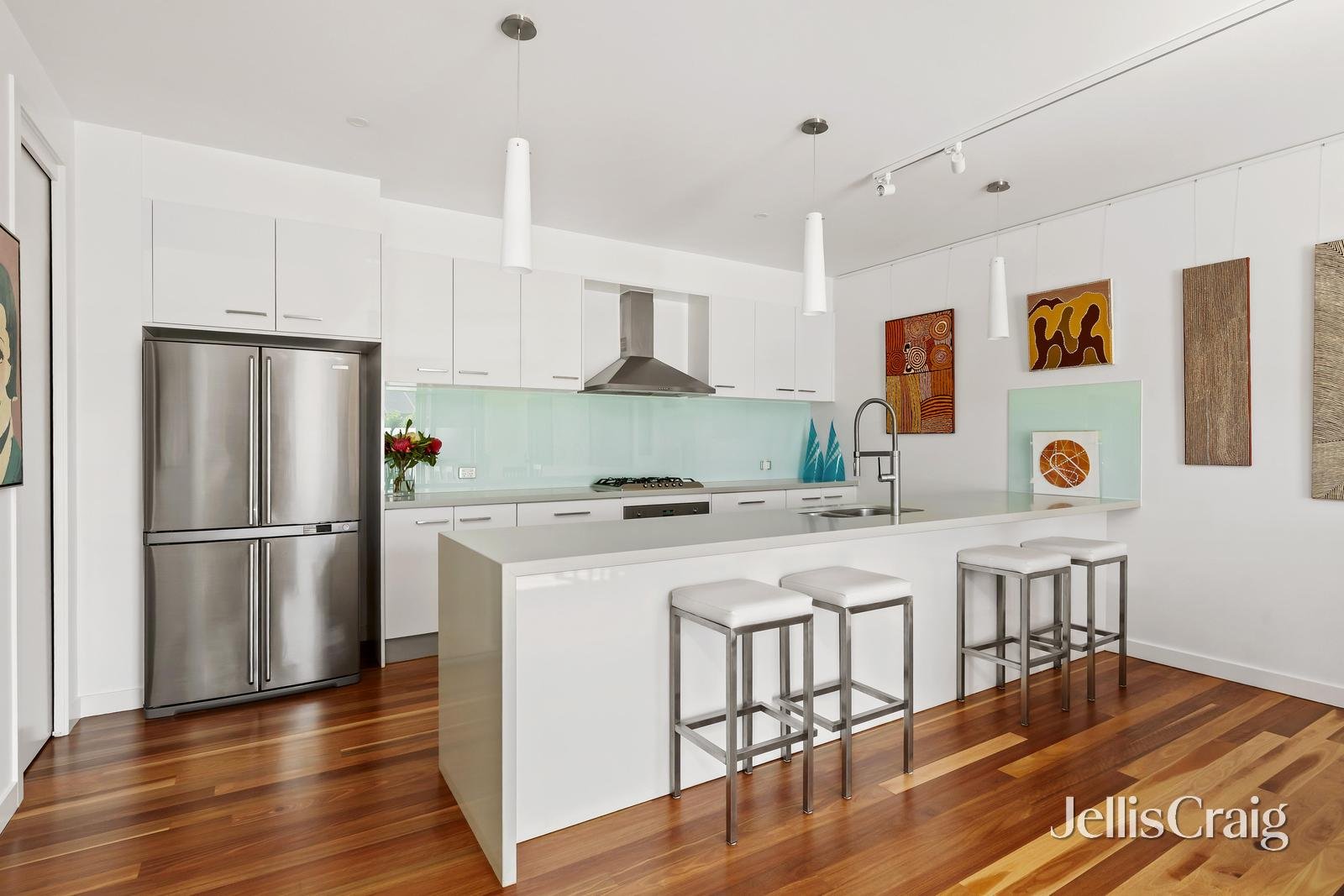 6/4 Beach Road, Beaumaris image 3