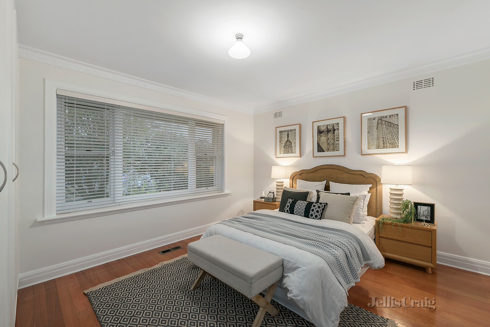 64 Beddoe Avenue, Bentleigh East image 6