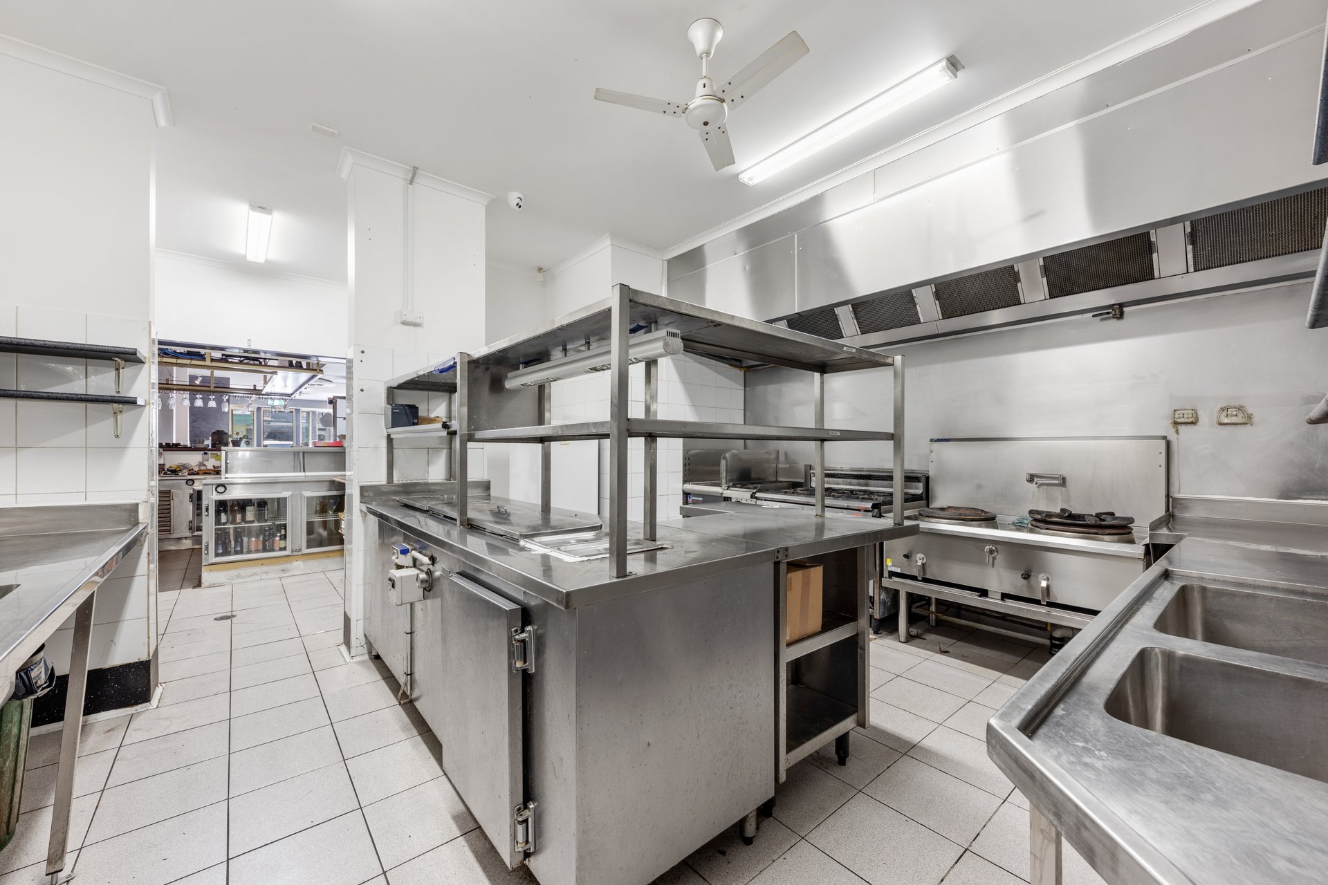 64 Burwood Road, Hawthorn image 4