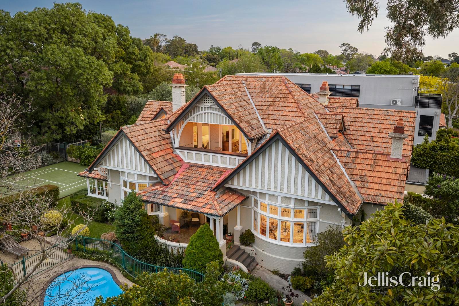 64 Campbell Road, Hawthorn East image 1