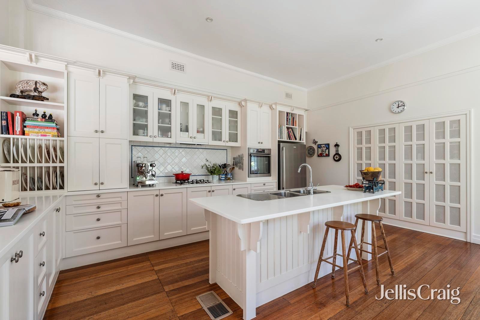 64 Campbell Road, Hawthorn East image 12