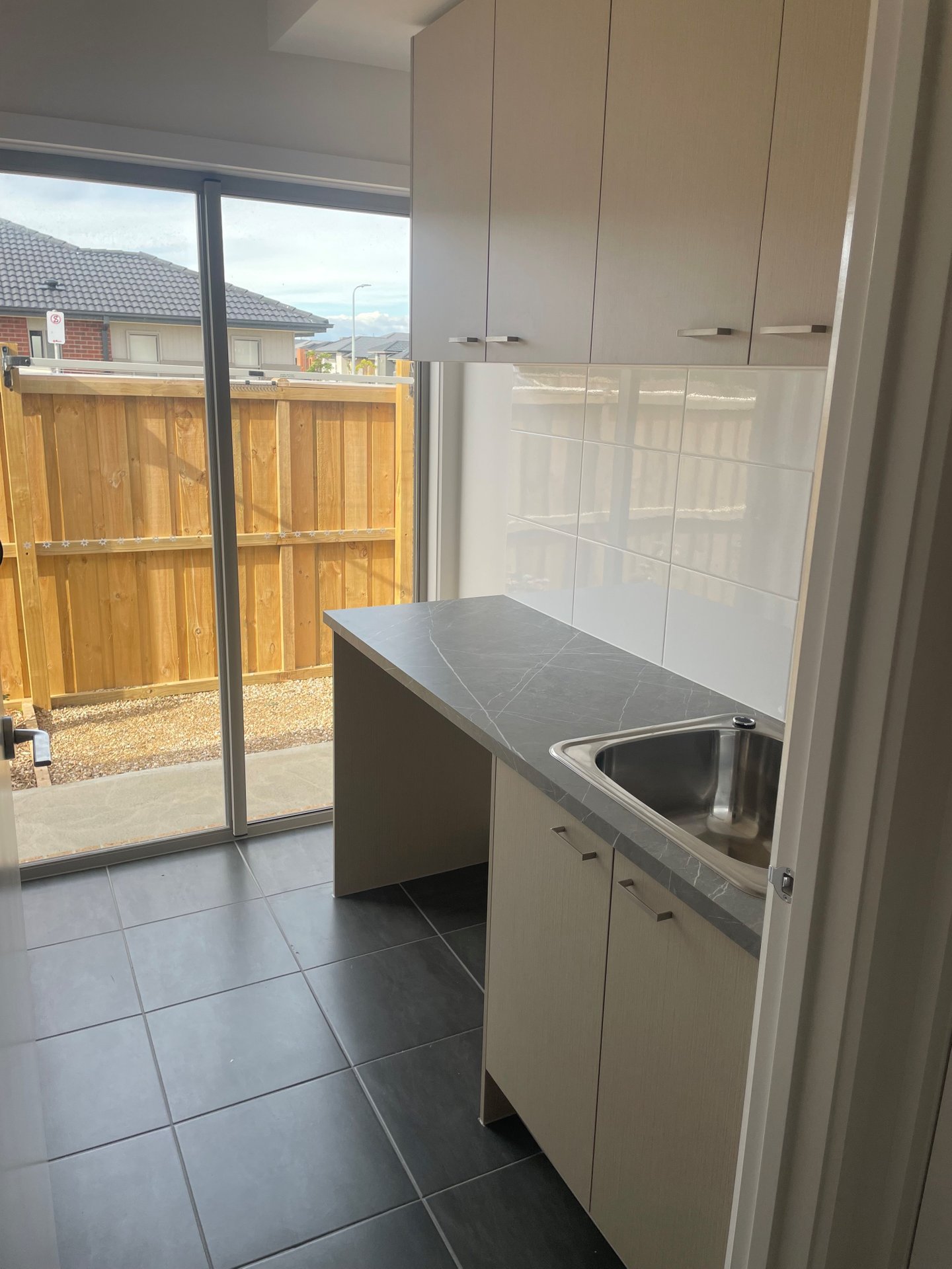Property Gallery Thumbnail 8