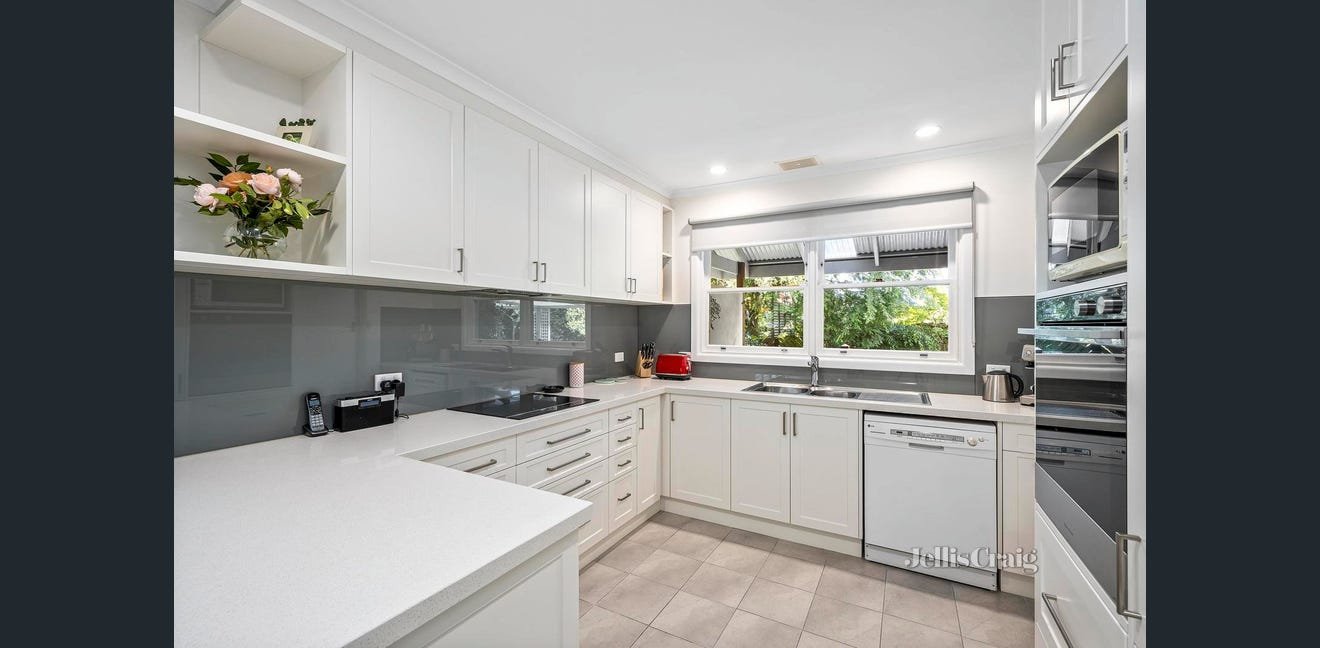 64 Diane Crescent, Croydon image 6