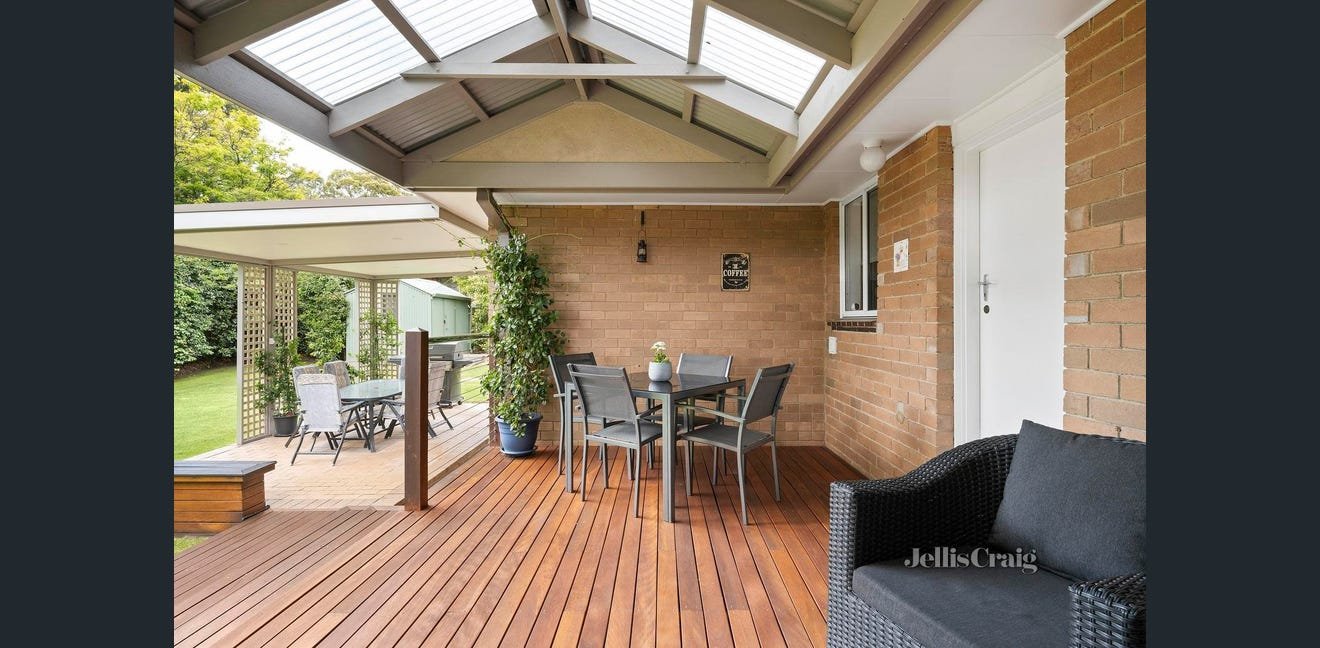 64 Diane Crescent, Croydon image 9