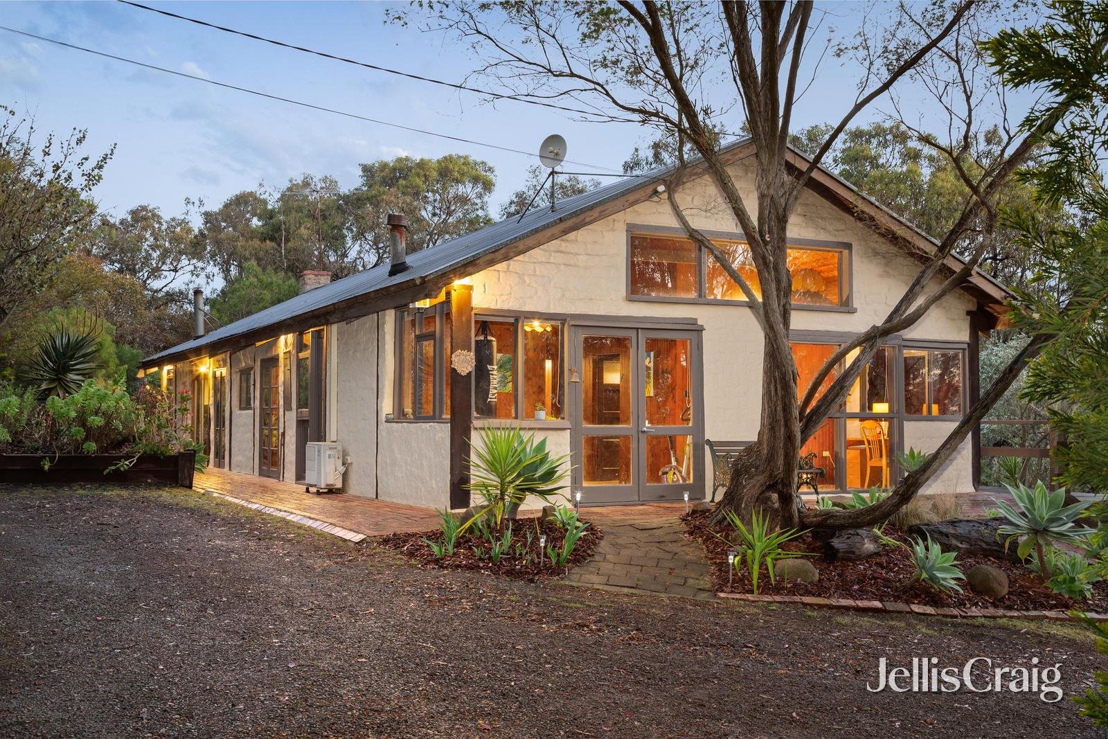 64 Dodd Street, St Andrews image 1