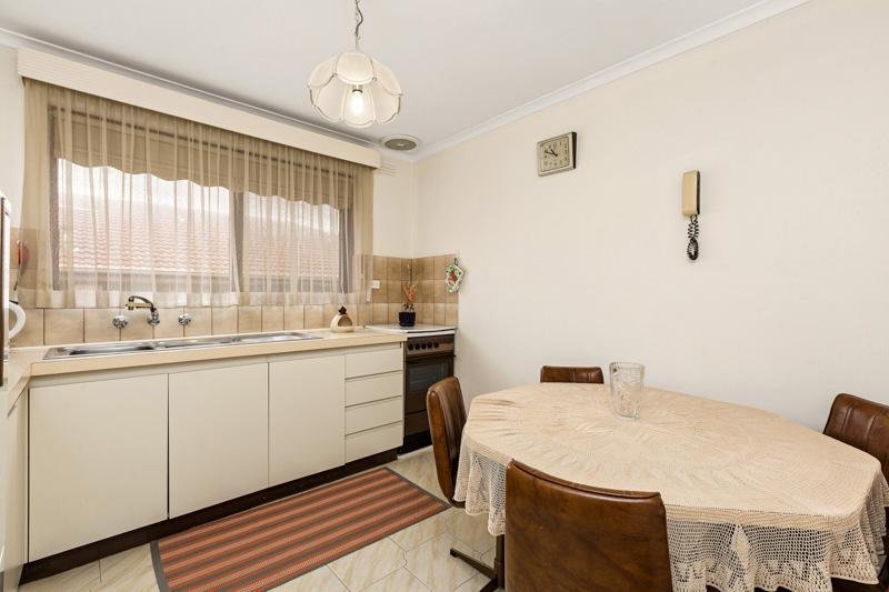 6/4 Empire Street, Footscray image 3