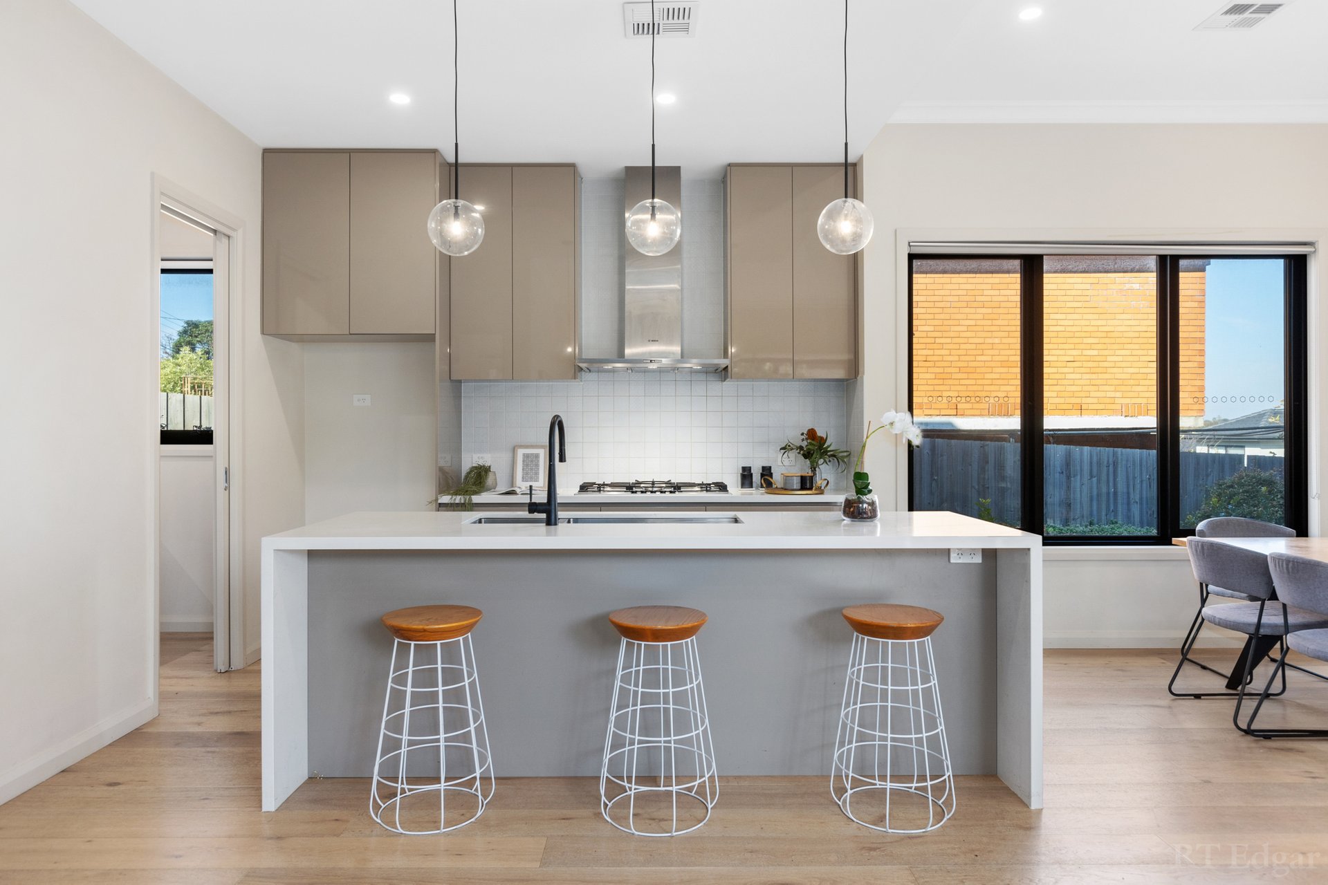 Property Gallery Thumbnail 4