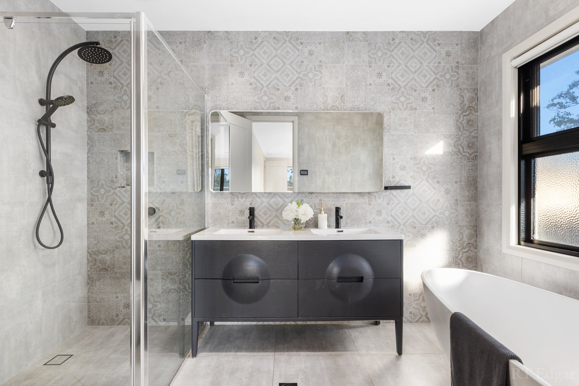 Property Gallery Thumbnail 14