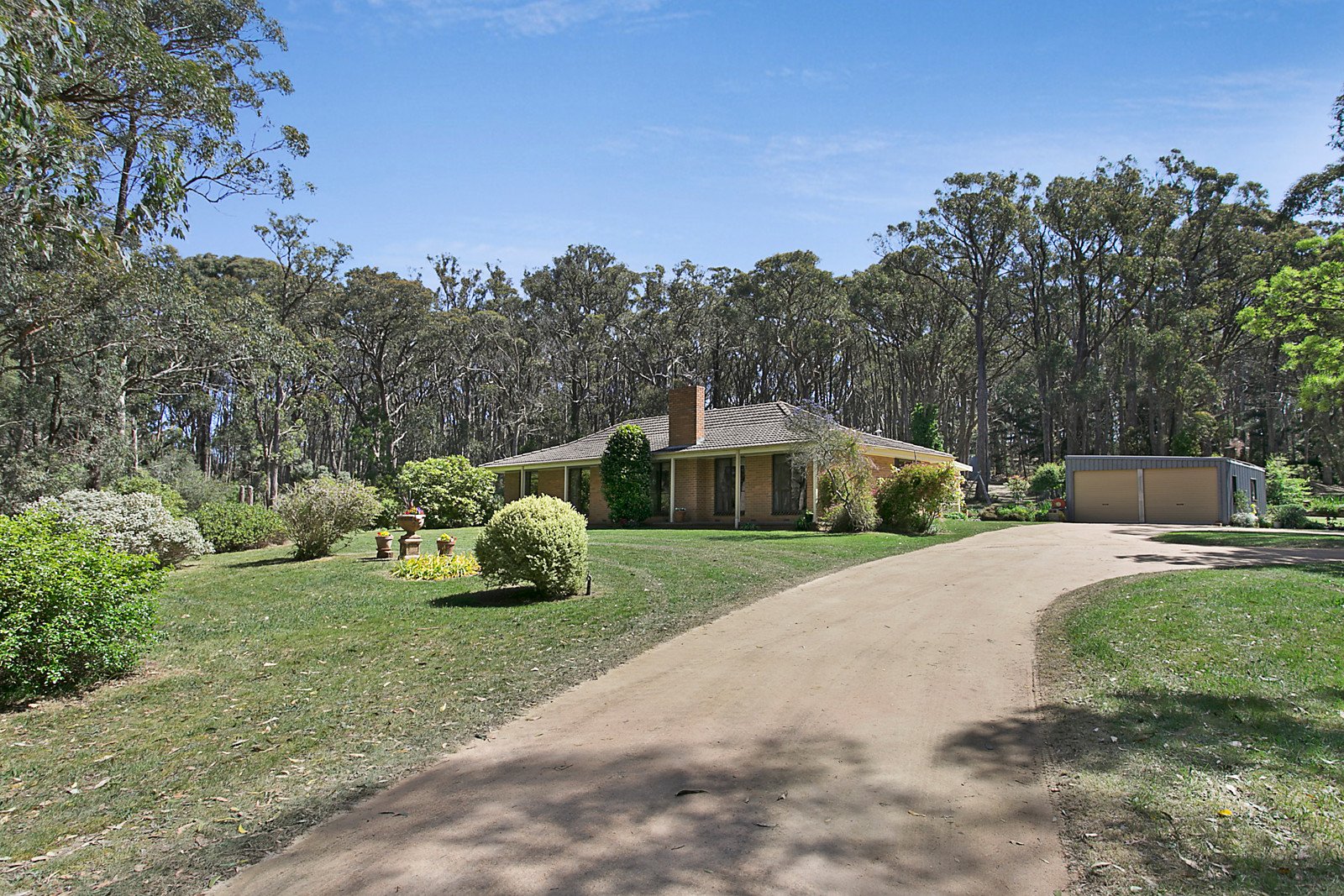 64 Hoburd Drive, Woodend image 1