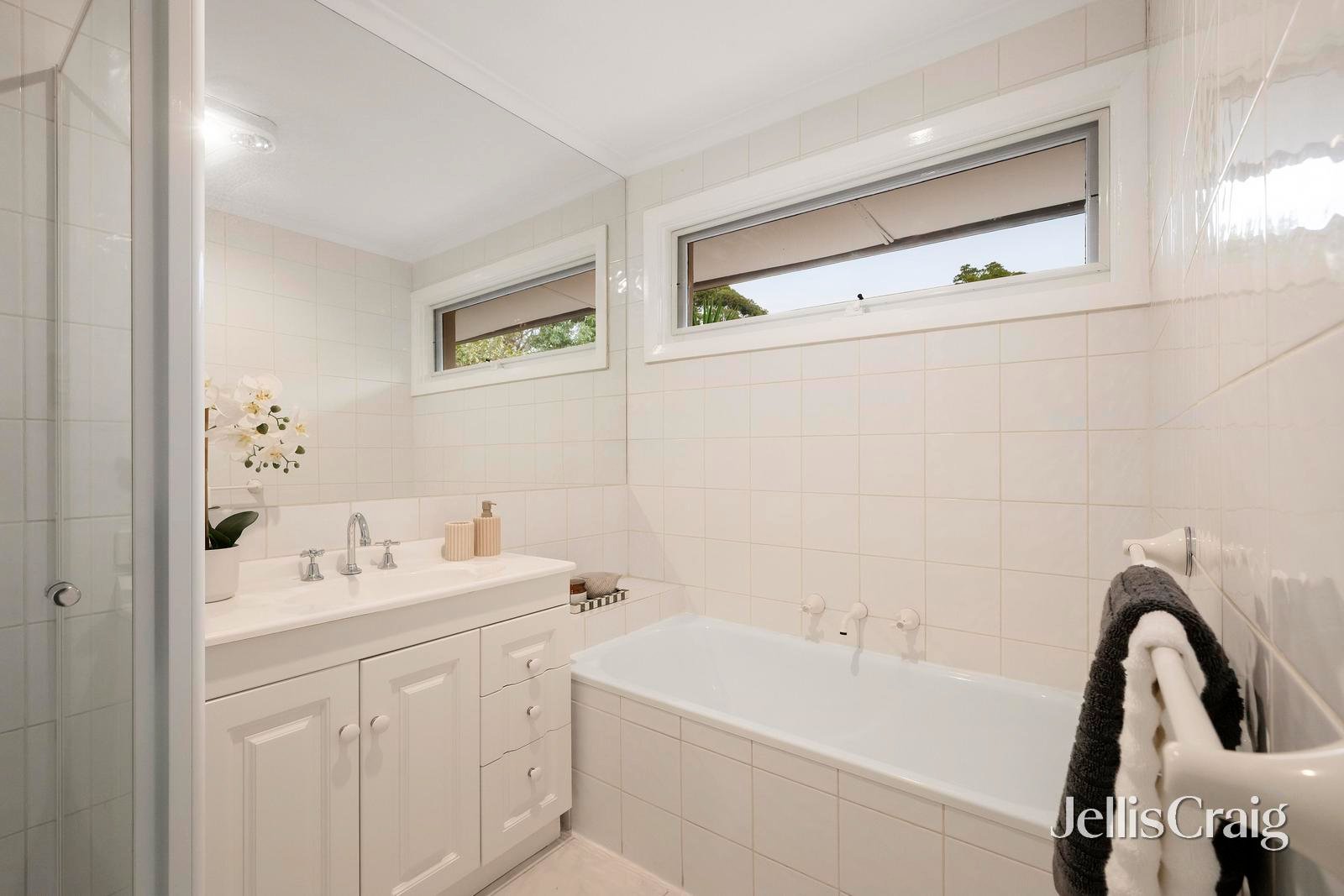 64 Jeffrey Drive, Ringwood image 16