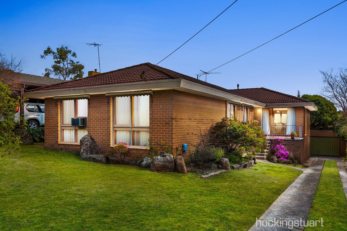 64 Kawarren Street, Balwyn North image 2