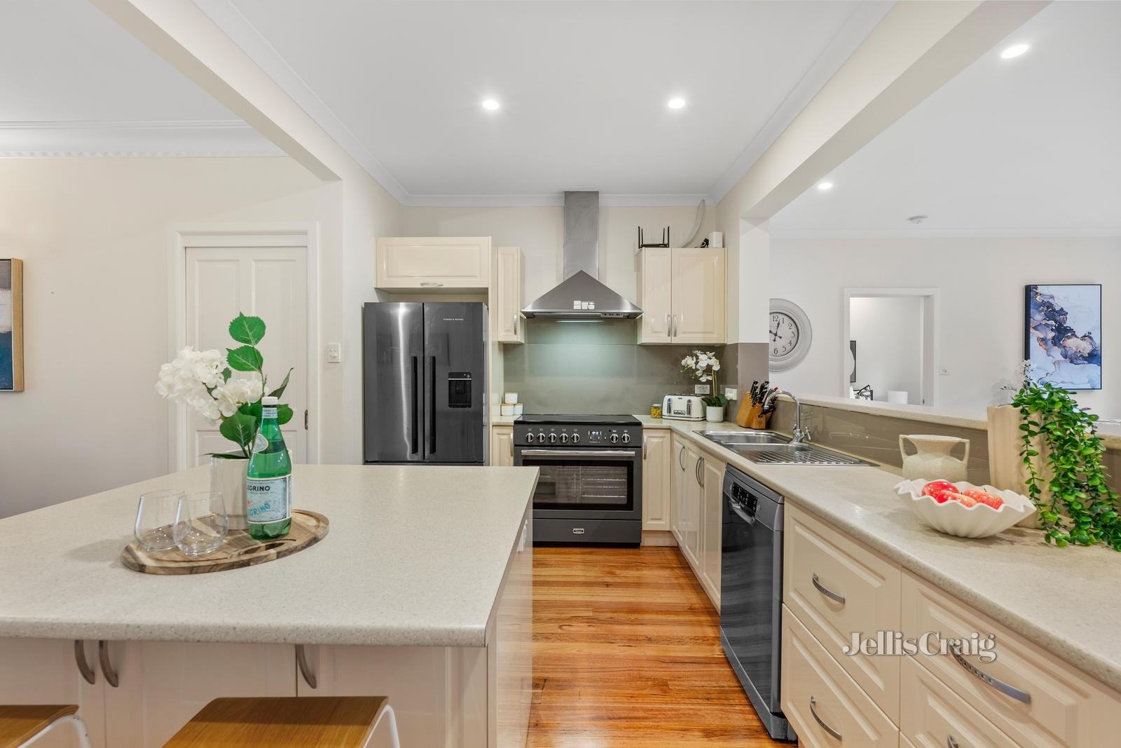 64 Kitchener Street, Box Hill South image 4