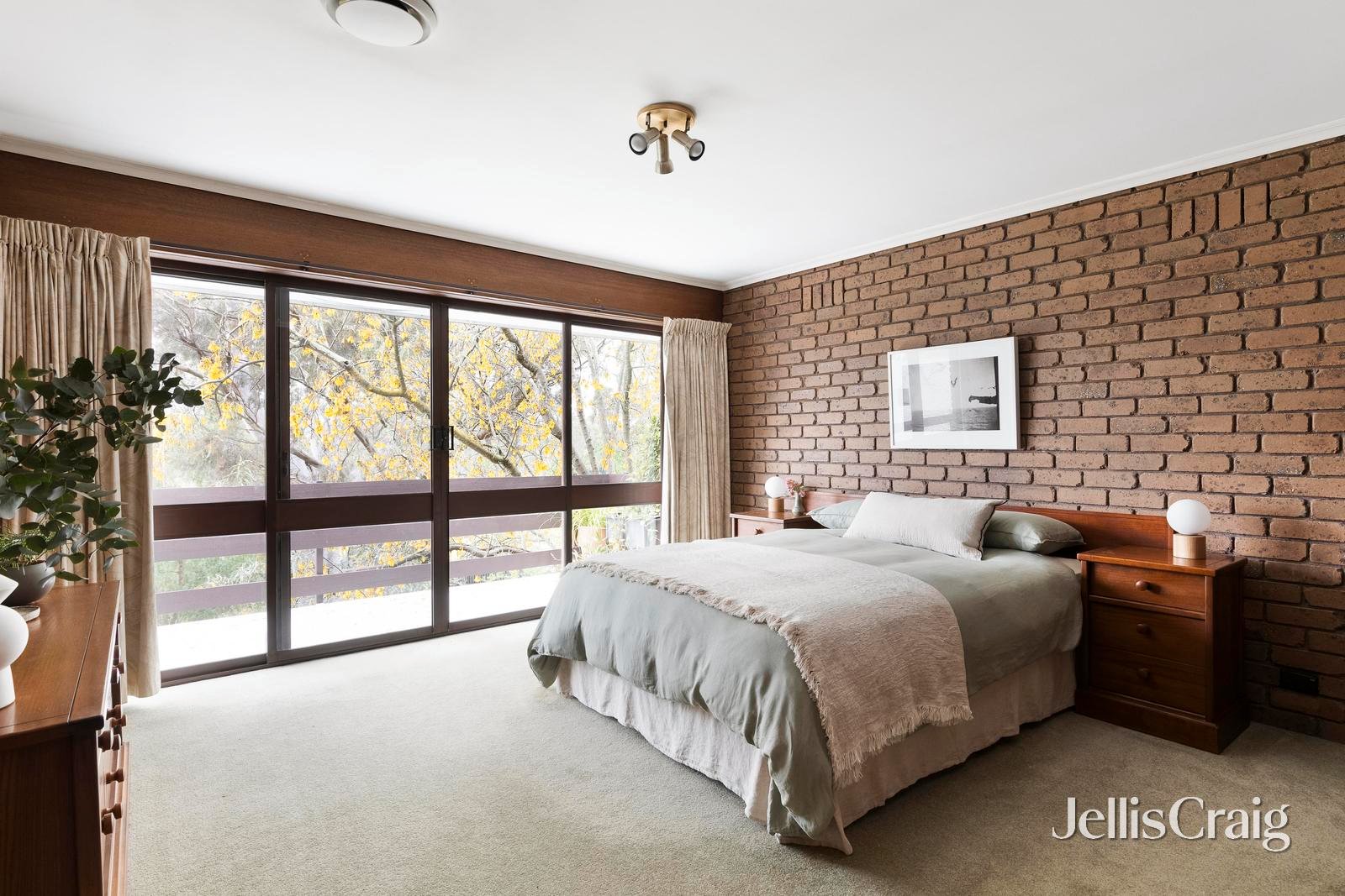 64 Lucerne Crescent, Alphington image 11