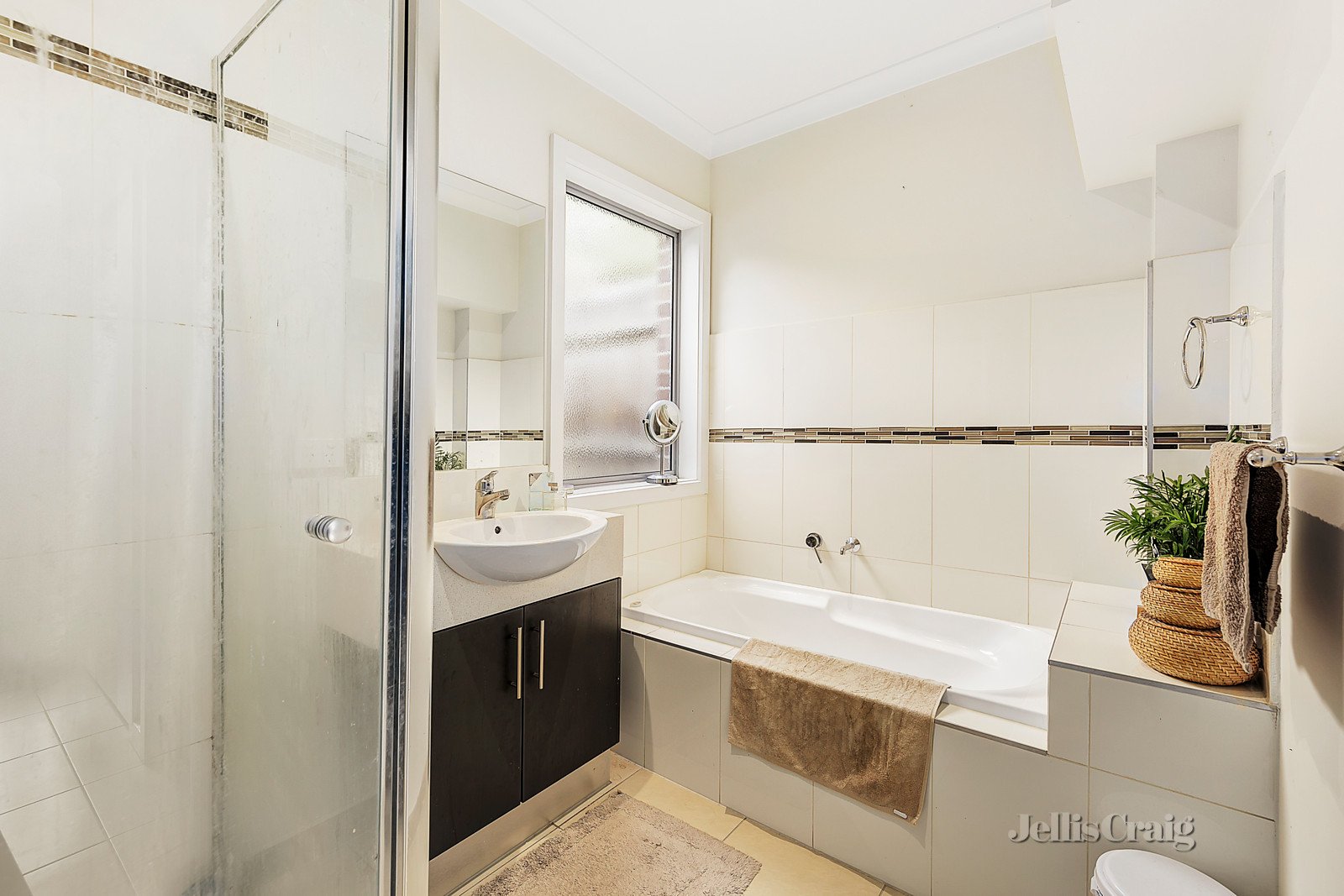 6/4 Mitchell Street, Brunswick image 5