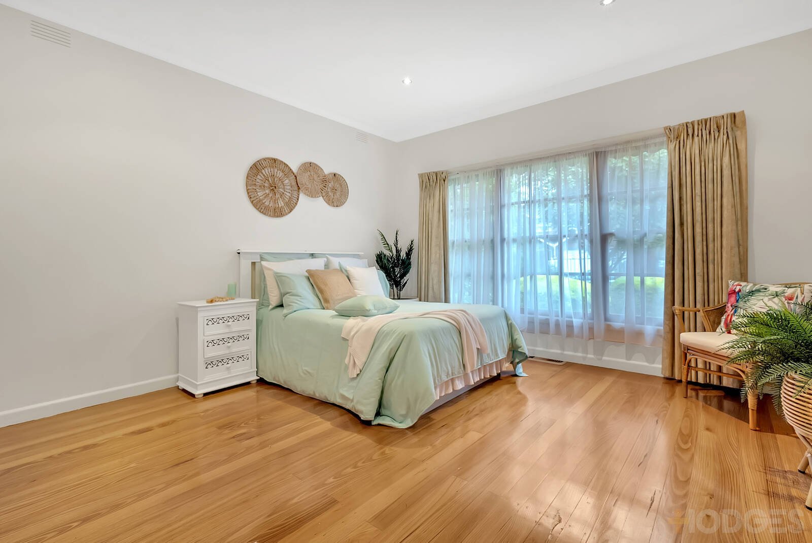 64 Mundy Street Mentone