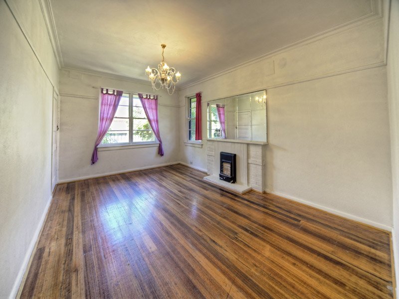 64 Raynes Park Road, Hampton image 3