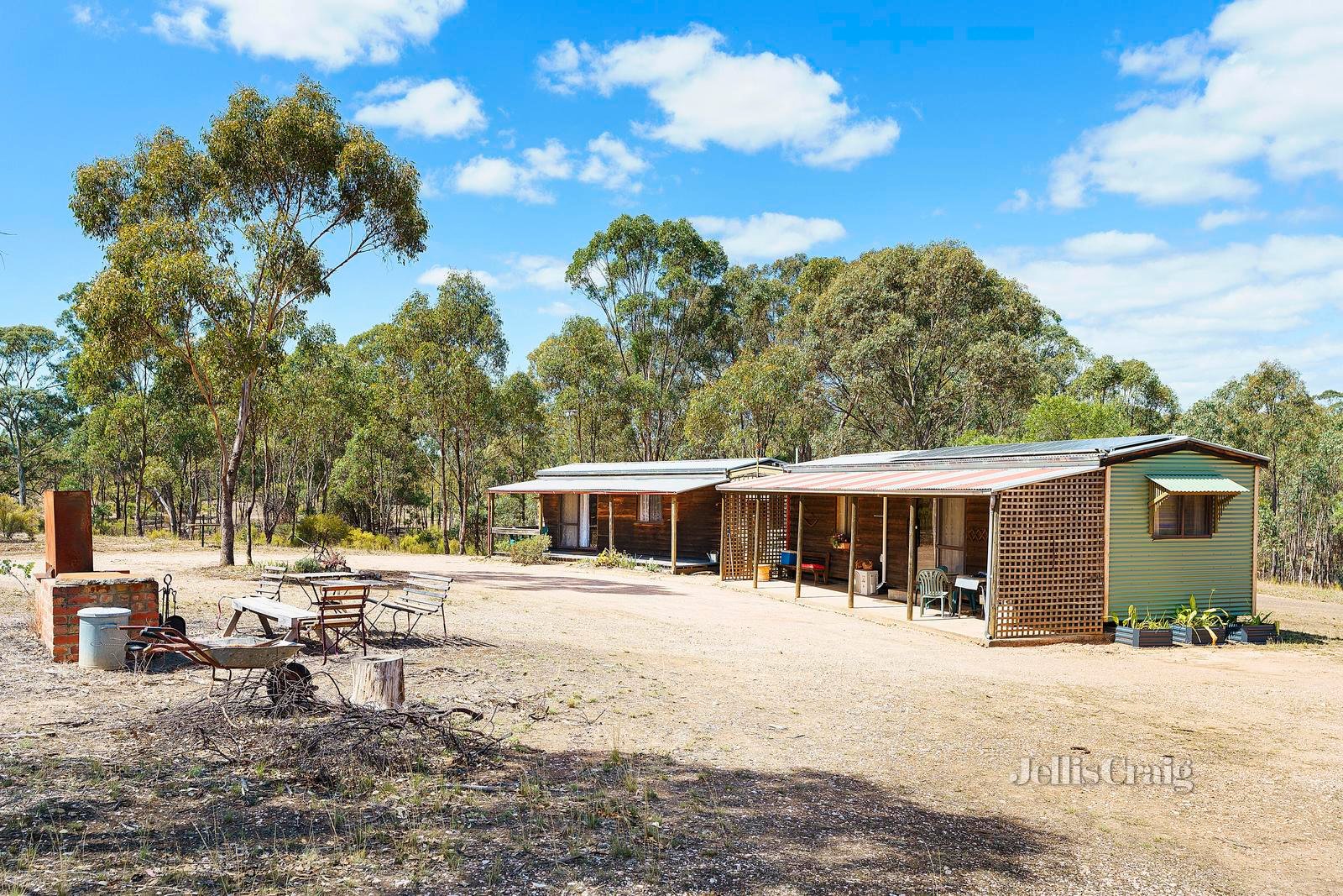 64 Sells Lane, Maldon image 4