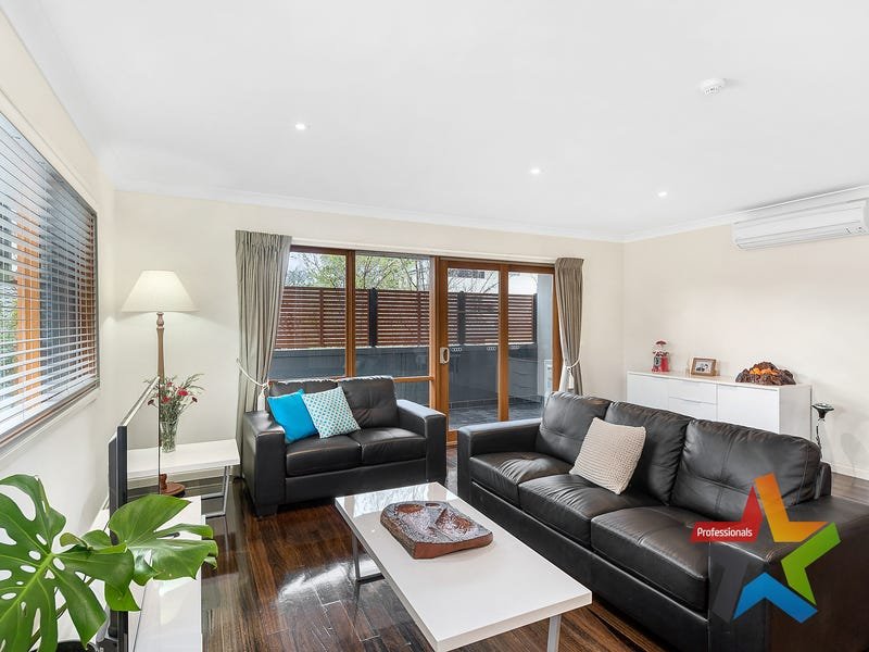 6/4 Springfield Avenue, Croydon image 3