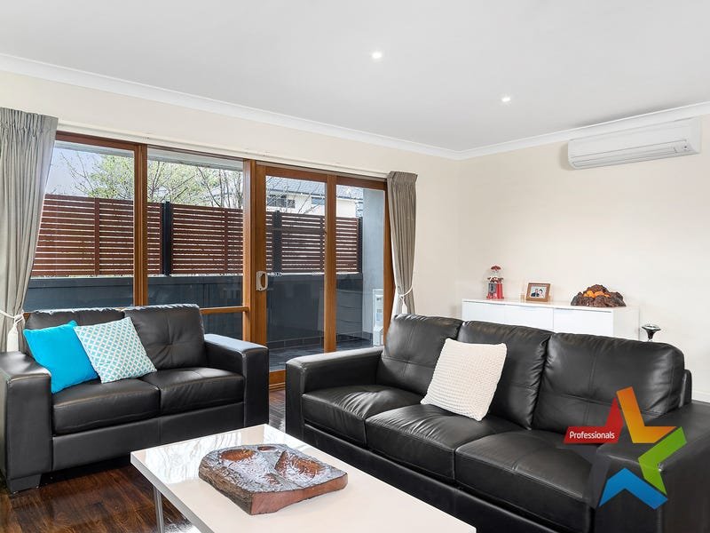 6/4 Springfield Avenue, Croydon image 4