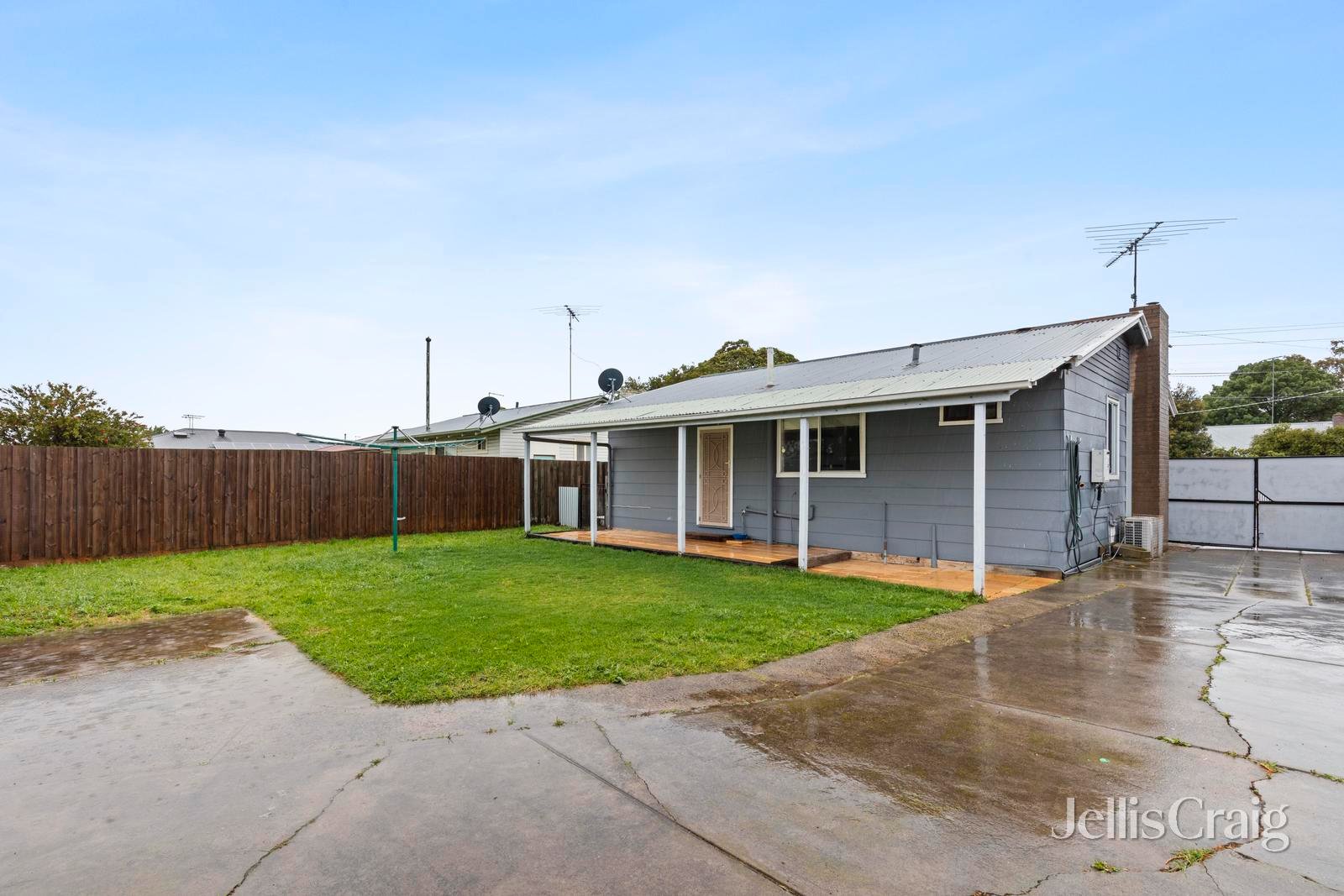 64 Swallow Crescent, Norlane image 8