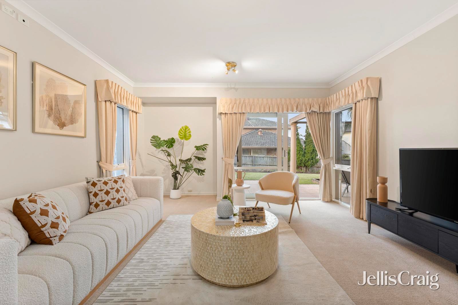 64 Taparoo Road, Templestowe image 3